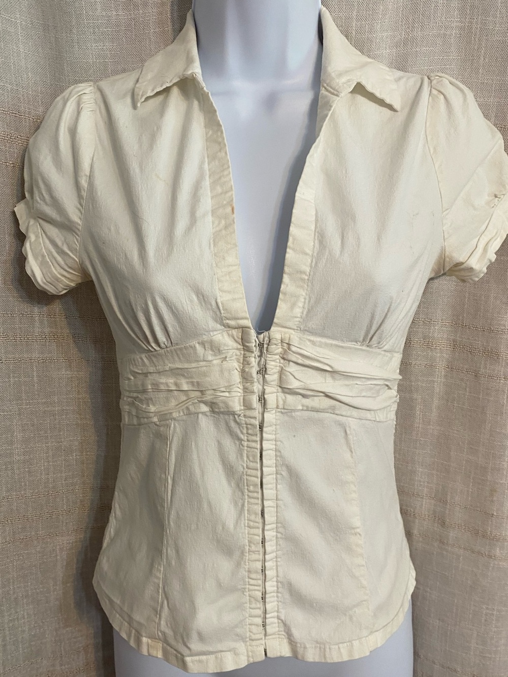 Lipsy Cream Hook and Eye Ruched Bust Short Puff Sleeve Blouse L